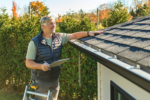 Professional Roof Replacement technician working in Vincent, CA